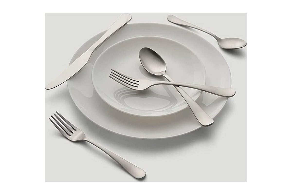 20 Piece Satin Flatware Set J112
