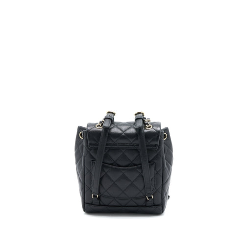 23S MINI FLAP BACKPACK CAVIAR BLACK LGHW (MICROCHIP)