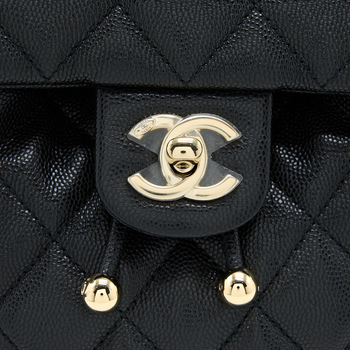 23S MINI FLAP BACKPACK CAVIAR BLACK LGHW (MICROCHIP)