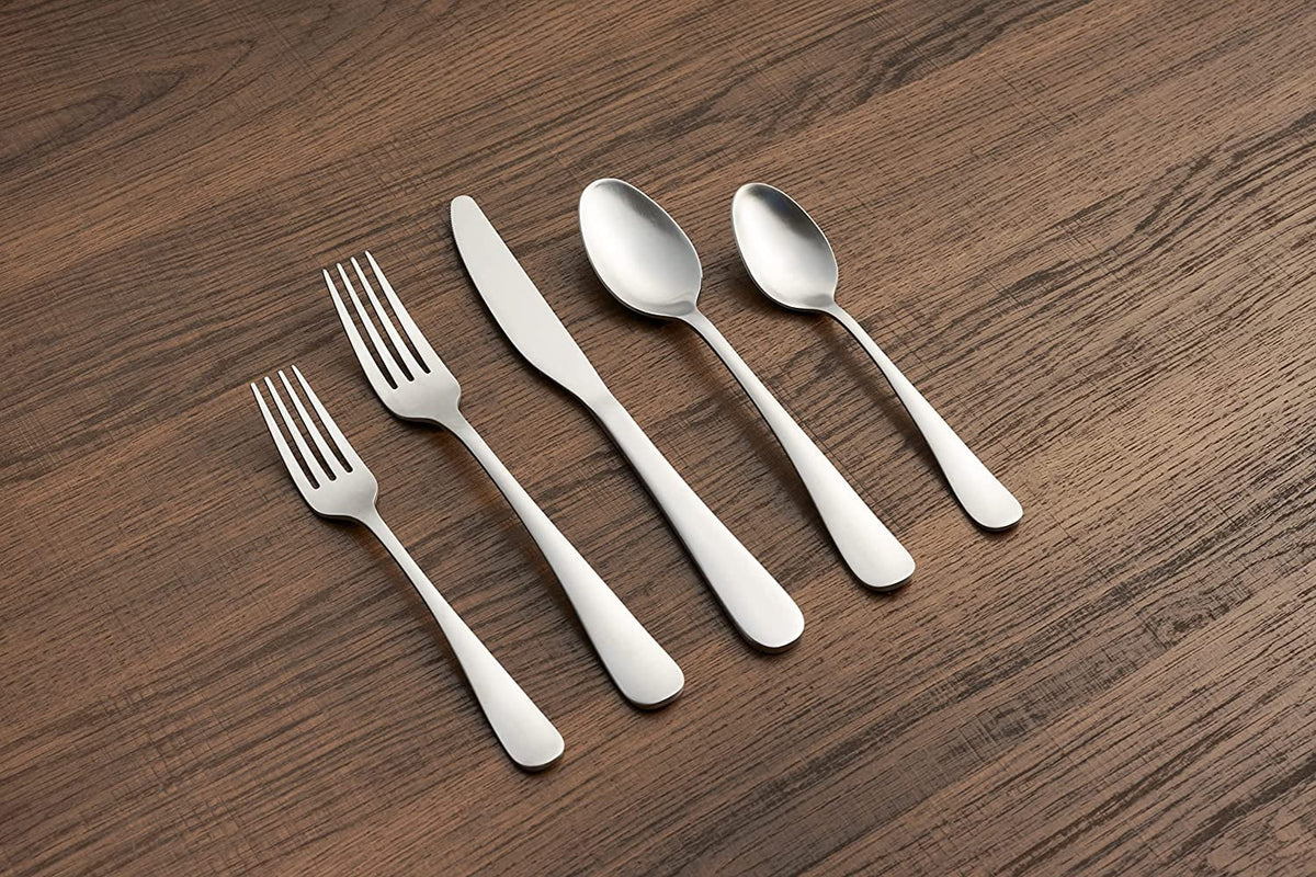 20 Piece Satin Flatware Set J112